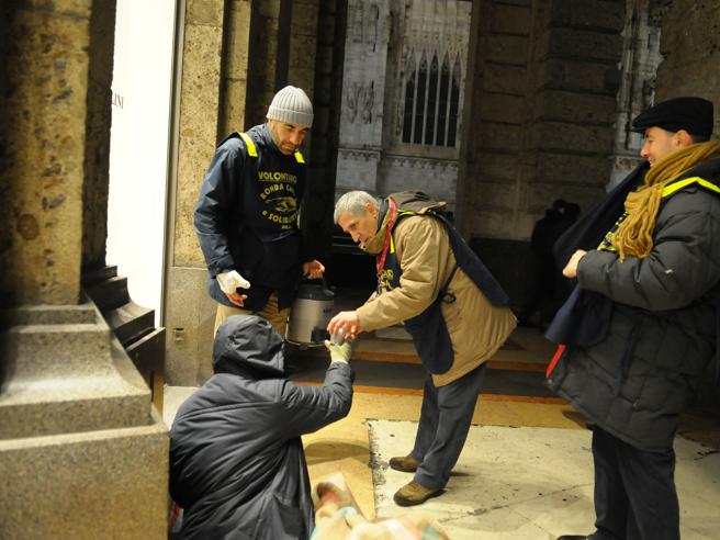 L’ira contro l’aumento della tassa, il volontariato pensa alla piazza